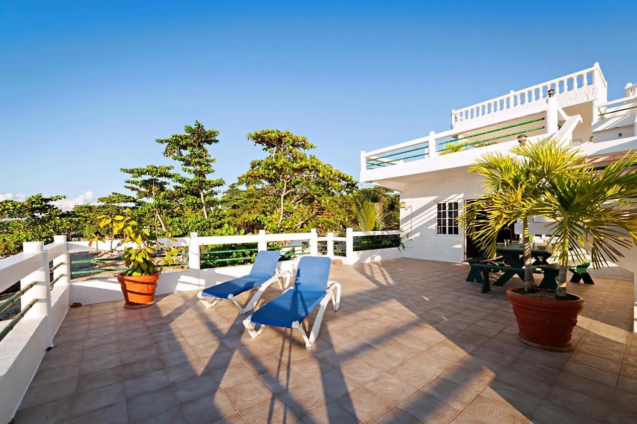 *** מלון Beach House Condos, נגריל ג'מייקה